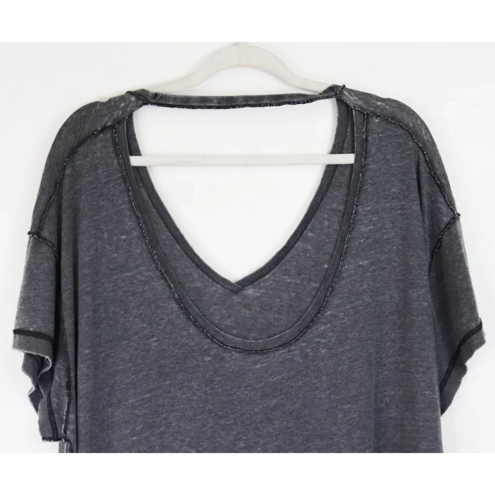 NWT Free People All Mine Oversize Cut-Out V Neck Tee T-Shirt Washed Black Large - Picture 7 of 8